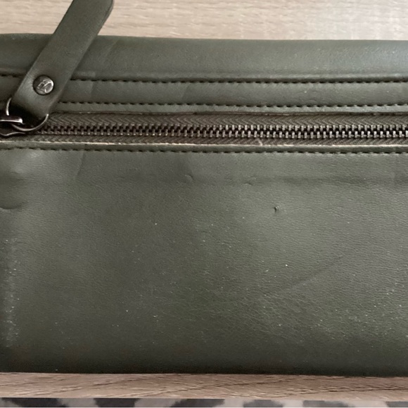 Adrianne vittadini wallet/clutch - Picture 2 of 5